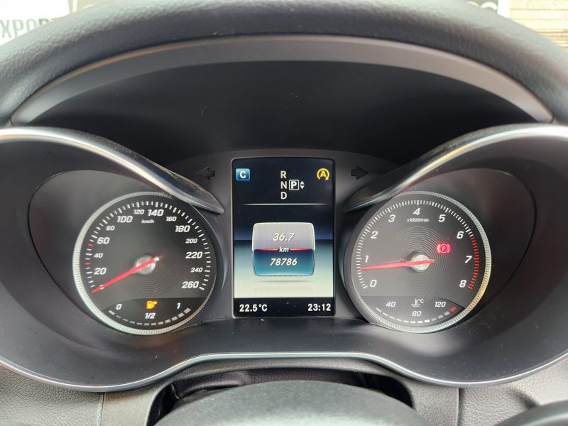  29718  MERCEDES BENZ C class  2014  