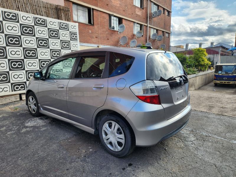  29722  HONDA FIT  2008  