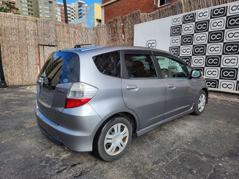 29722  HONDA FIT  2008  