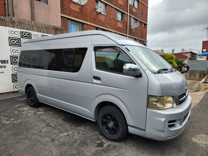  29724  TOYOTA HIACE  2009  