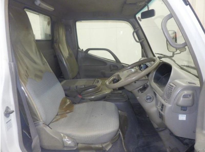  29725  HINO DUTRO  2001  