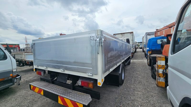  29727  HINO DUTRO  2013  