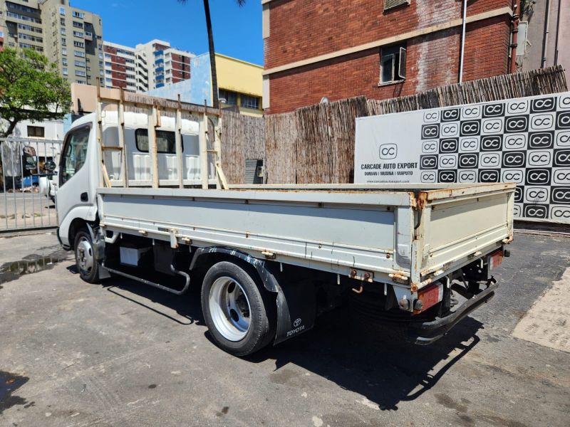  29729  TOYOTA DYNA  2003  