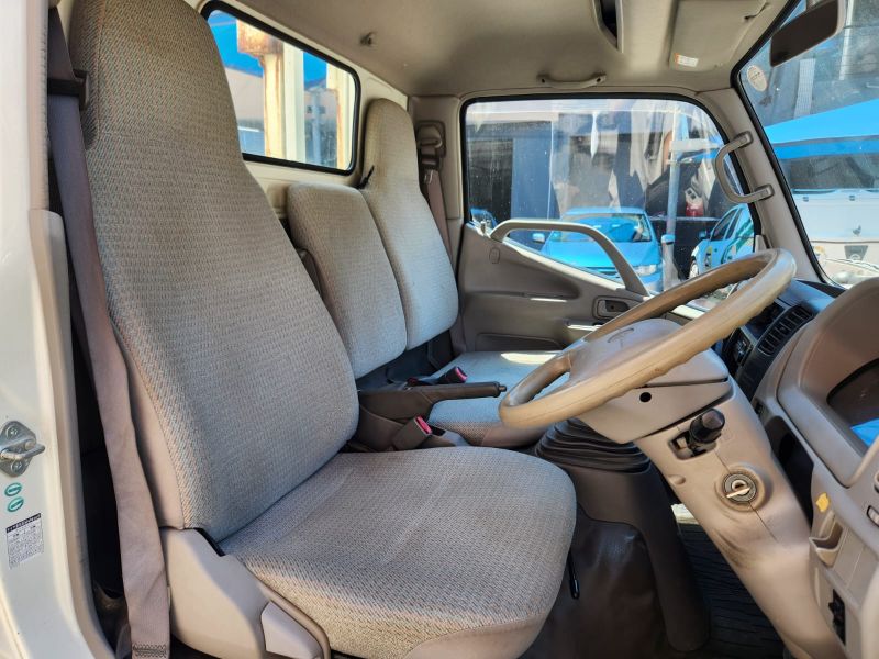  29729  TOYOTA DYNA  2003  