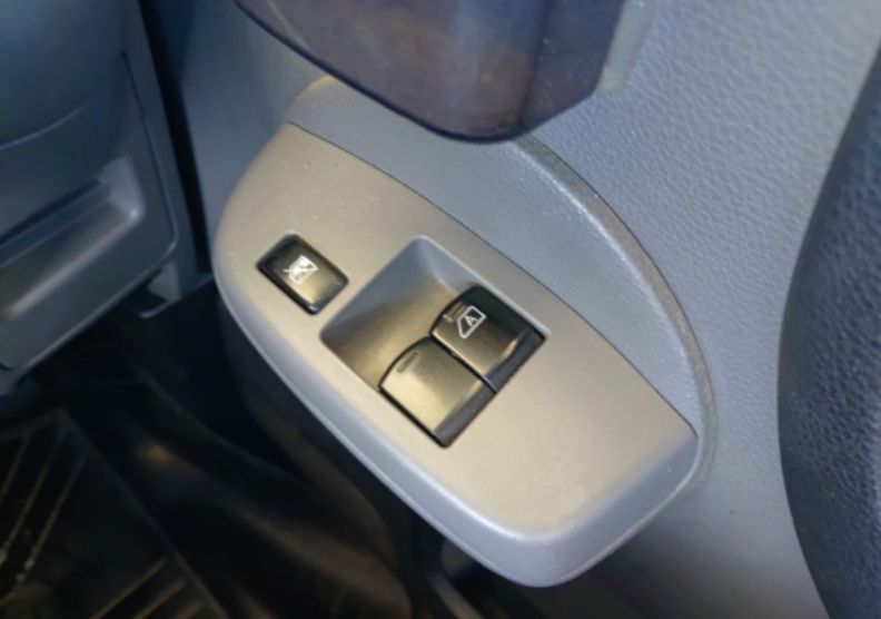  29731  NISSAN VANETTE VAN  2018  