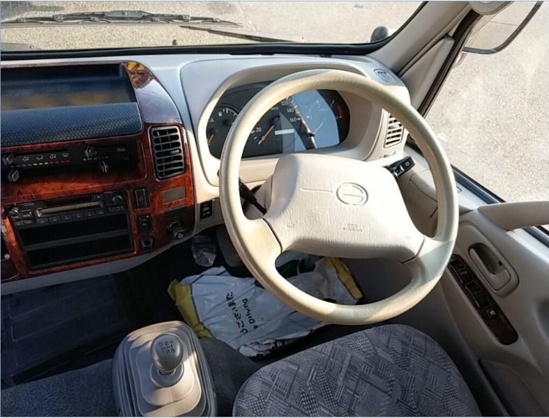  29732  HINO DUTRO  2004  