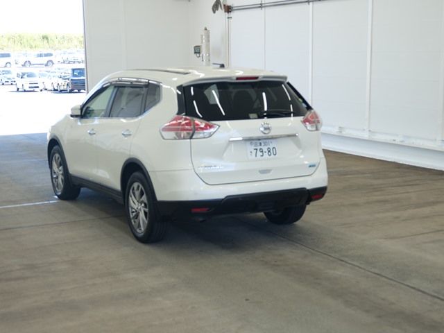  29733  NISSAN X-TRAIL  2017  