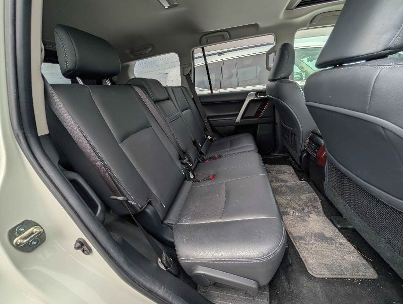 29734  TOYOTA LANDCRUISER PRADO  2016