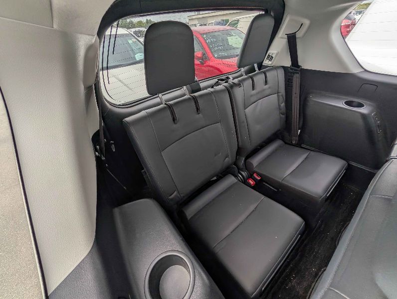 29734  TOYOTA LANDCRUISER PRADO  2016