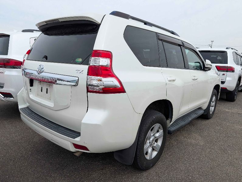 29734  TOYOTA LANDCRUISER PRADO  2016