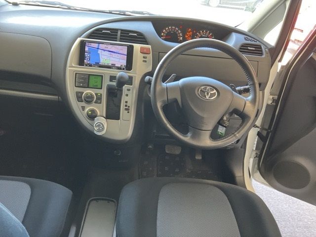  29736  TOYOTA RACTIS  2009  