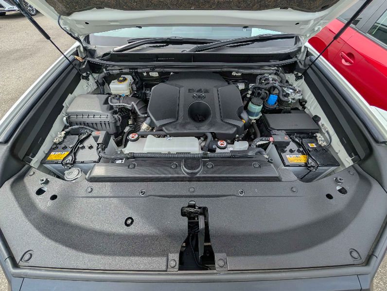  29738  TOYOTA LANDCRUISER PRADO  2023  