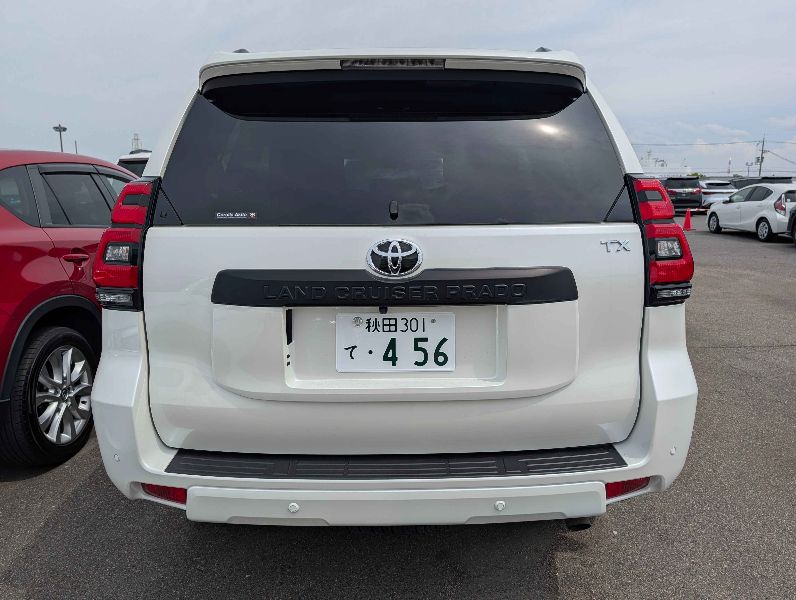  29738  TOYOTA LANDCRUISER PRADO  2023  