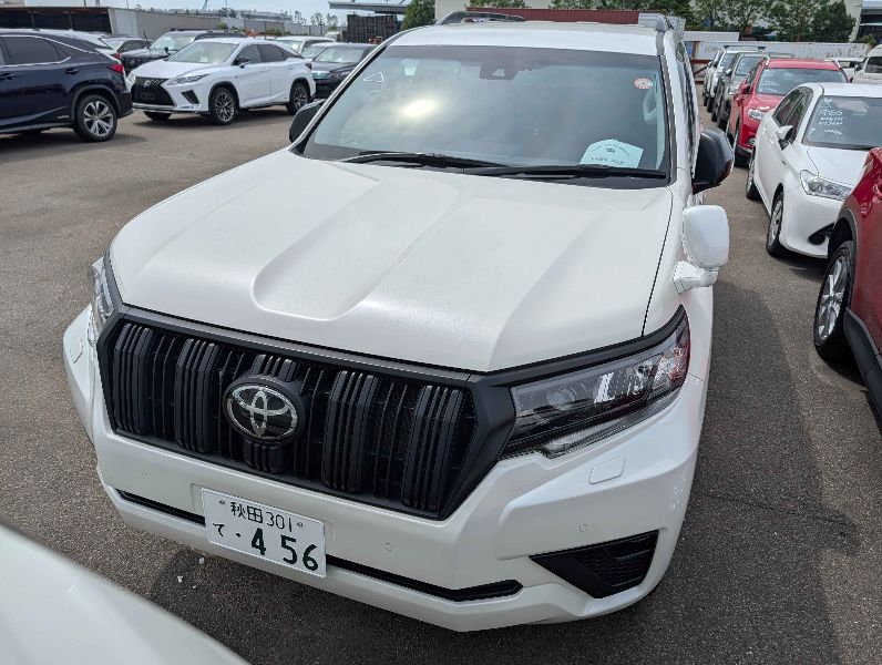  29738  TOYOTA LANDCRUISER PRADO  2023  