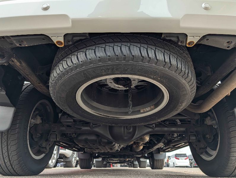  29738  TOYOTA LANDCRUISER PRADO  2023  