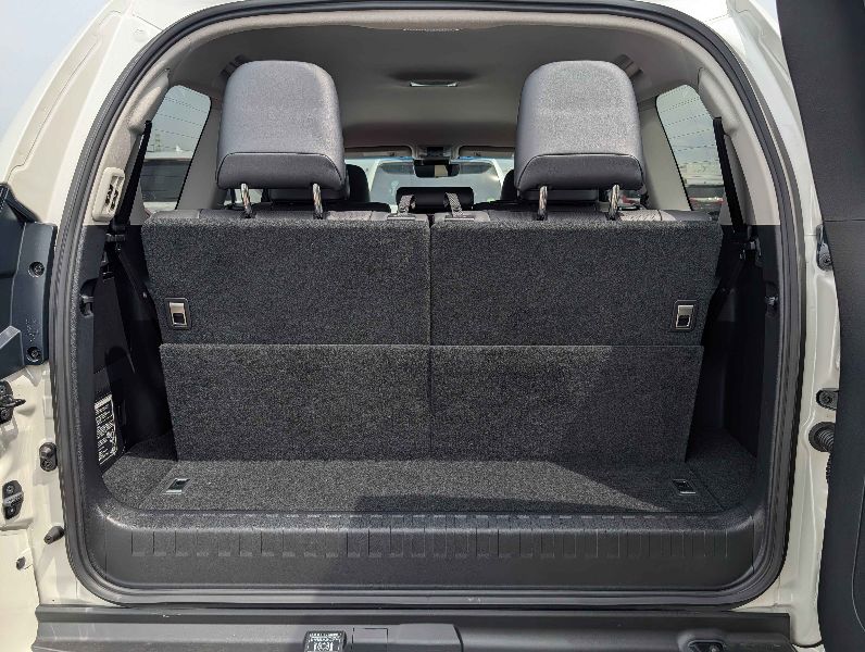  29738  TOYOTA LANDCRUISER PRADO  2023  