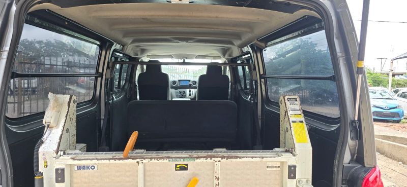  29740  NISSAN CARAVAN  2017  