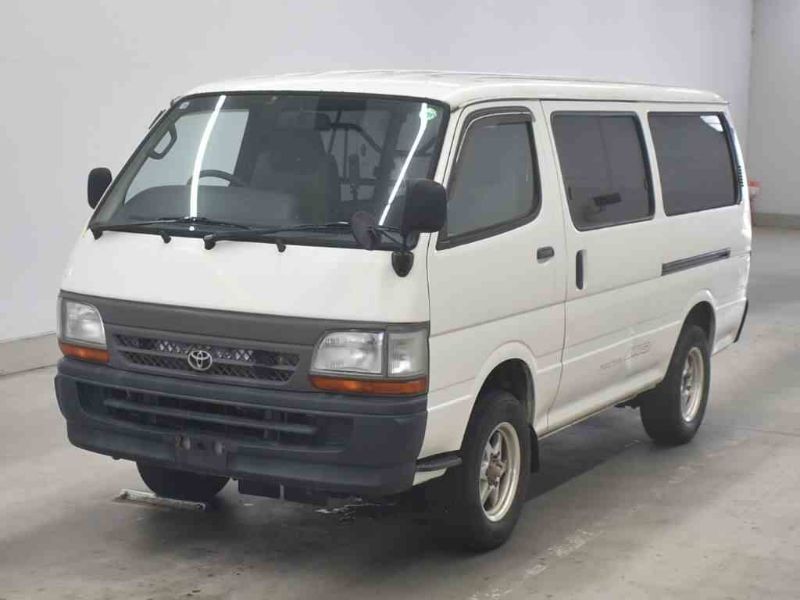 29741  TOYOTA HIACE  2003