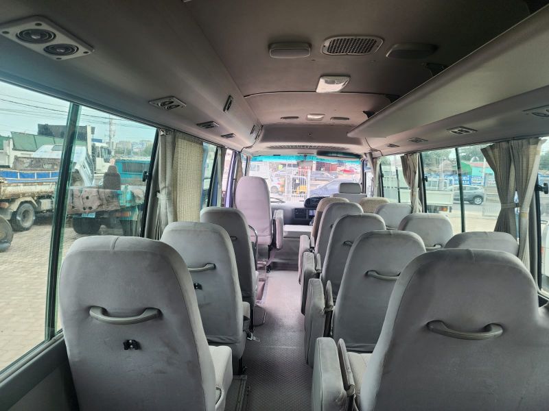  29747  TOYOTA COASTER  2004  