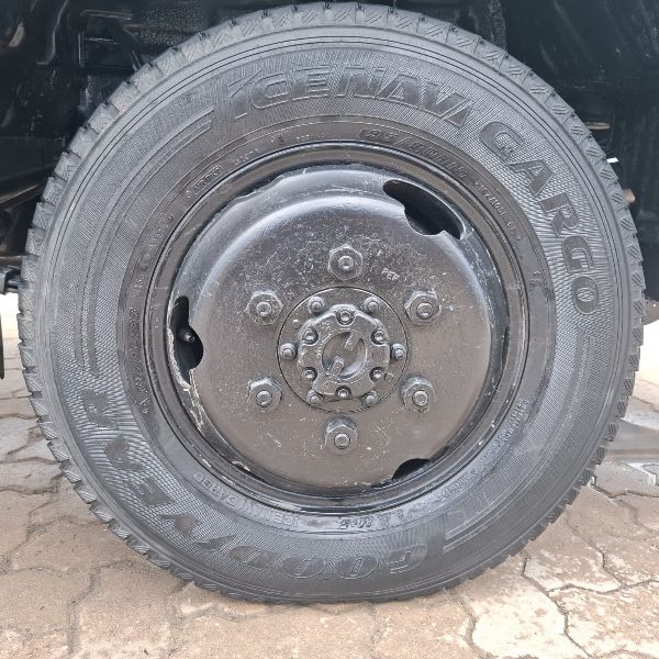  29755  TOYOTA DYNA  1990  