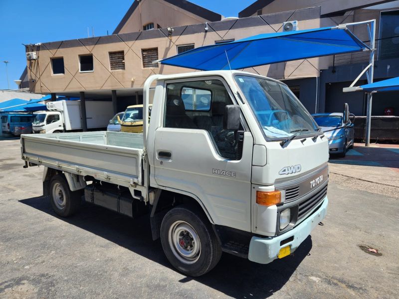  29758  TOYOTA HIACE TRUCK  1994  