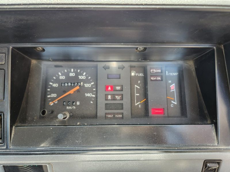  29758  TOYOTA HIACE TRUCK  1994  