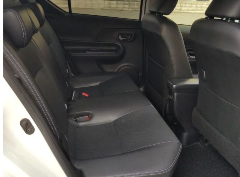 29784 TOYOTA AQUA 2016