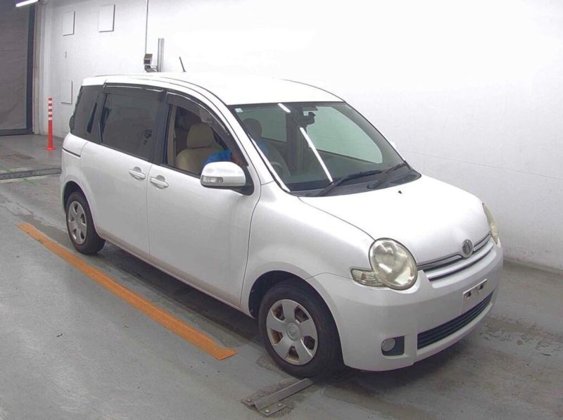  27057 TOYOTA AQUA  2015  