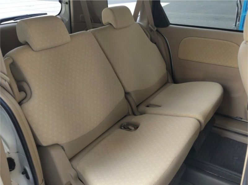 29785 TOYOTA SIENTA 2008