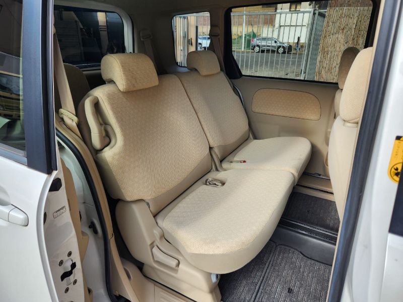  29785  TOYOTA SIENTA  2008  