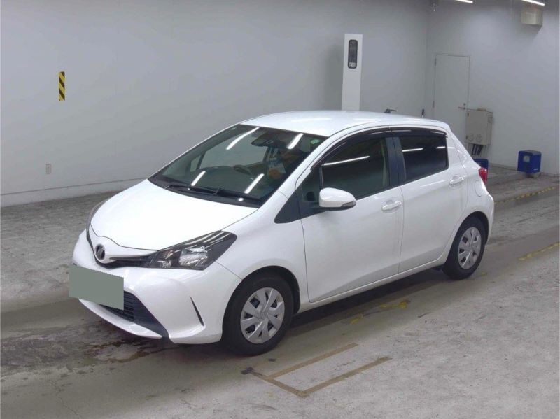  29786  TOYOTA VITZ  2016  