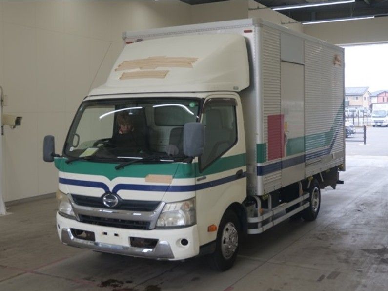  27568 HINO DUTRO  2009  