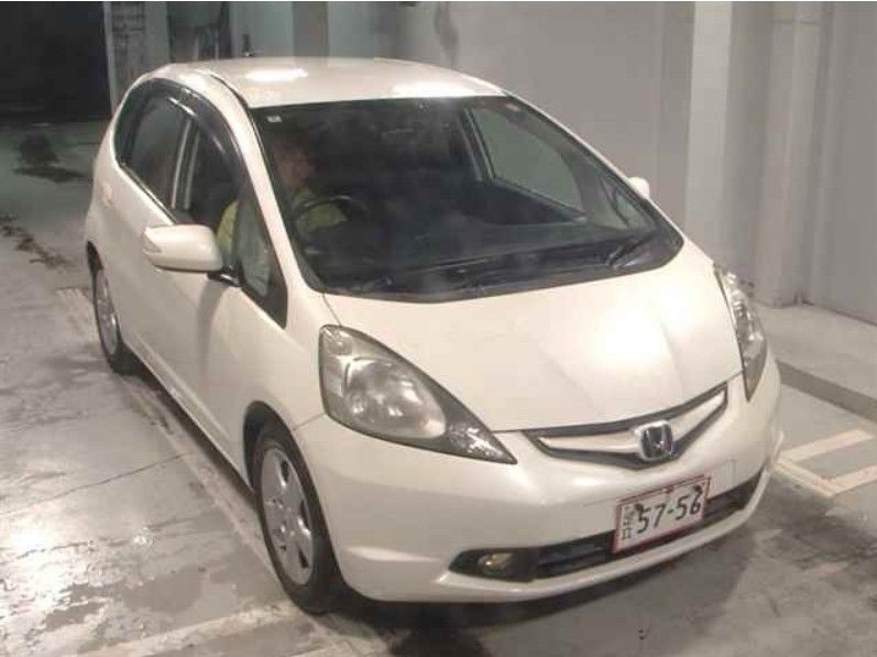  27057 TOYOTA AQUA  2015  