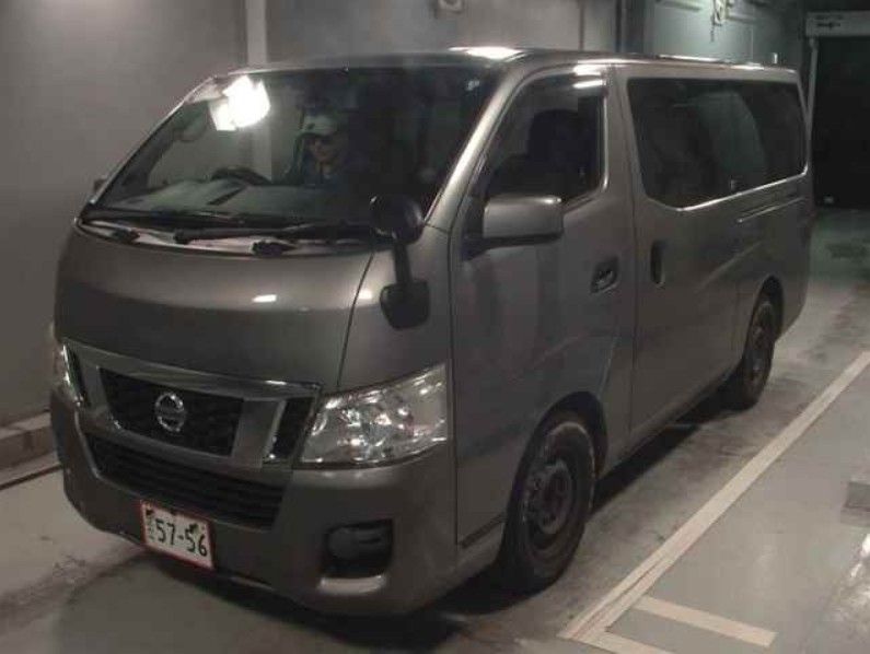  29799  NISSAN CARAVAN  2017  