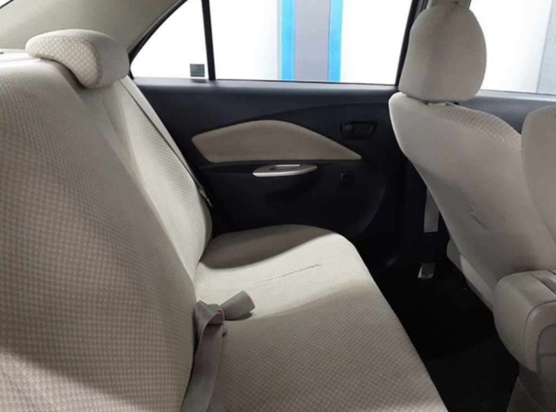 29808 TOYOTA BELTA 2006