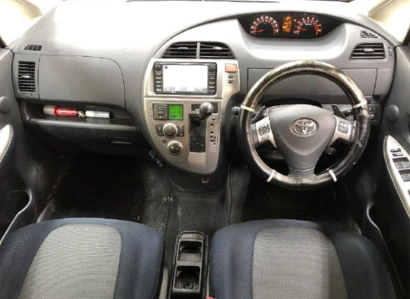  29810  TOYOTA RACTIS  2005  