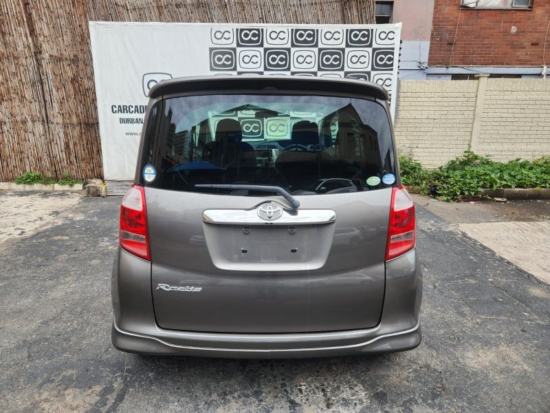  29810  TOYOTA RACTIS  2005  