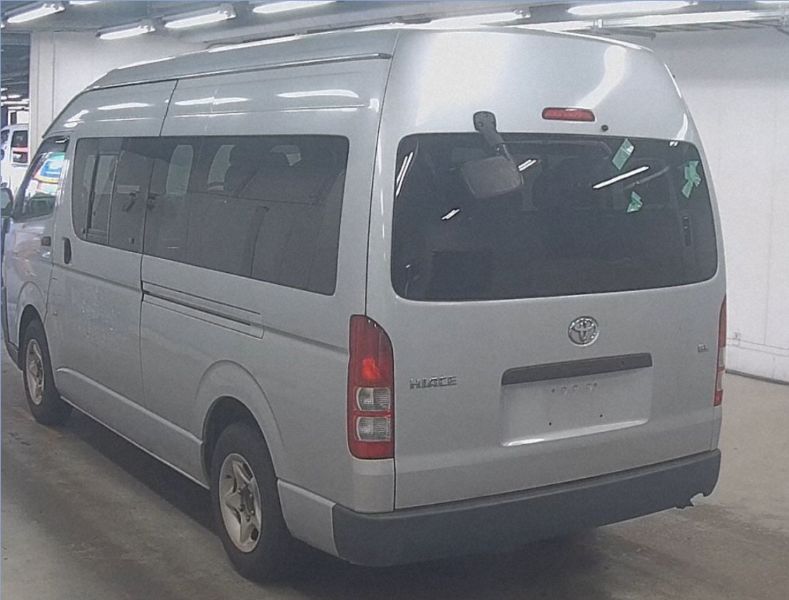  29813  TOYOTA HIACE  2008  