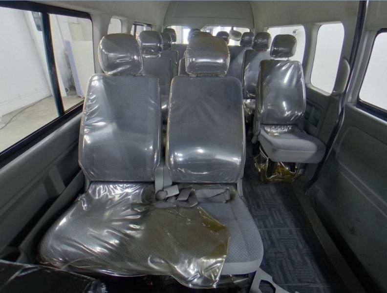  29813  TOYOTA HIACE  2008  