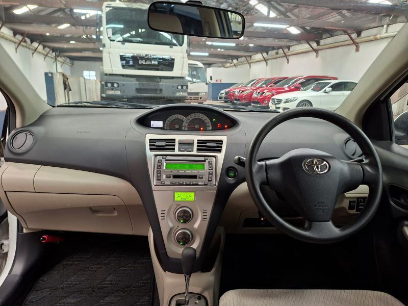  29816  TOYOTA BELTA  2006  