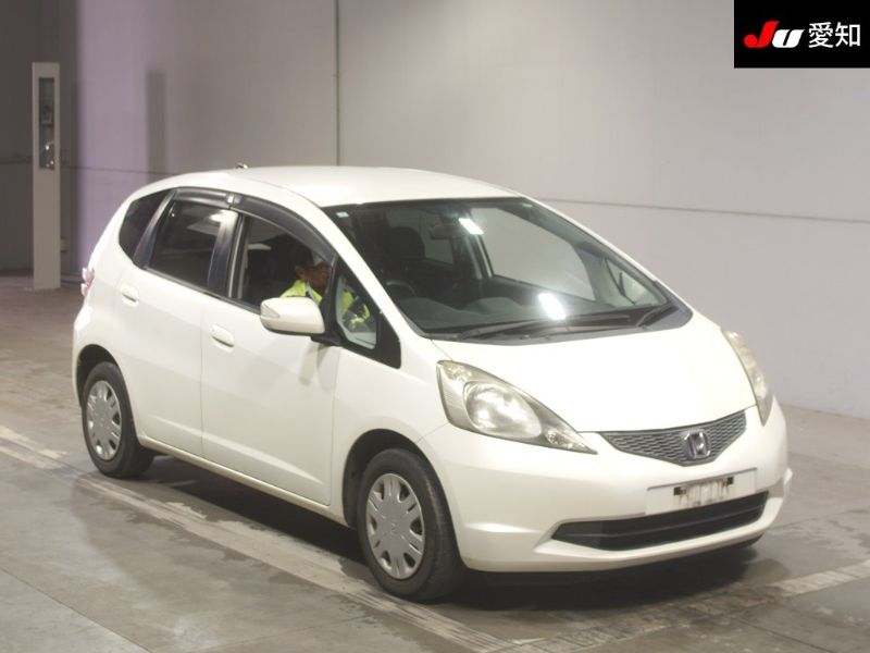  27004 HONDA FIT  2015  