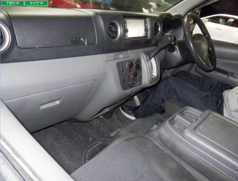  29825  NISSAN CARAVAN  2018  