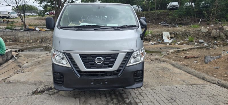  29825  NISSAN CARAVAN  2018  