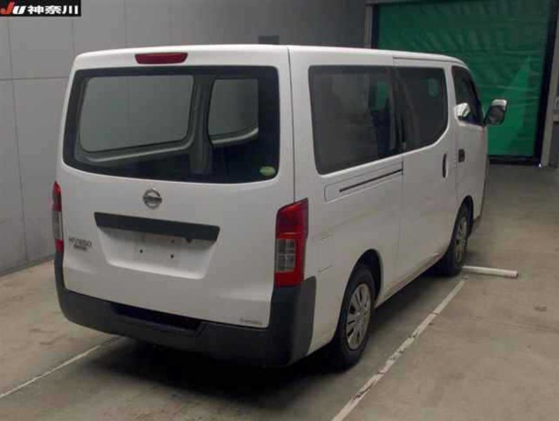 29827  NISSAN CARAVAN  2018  