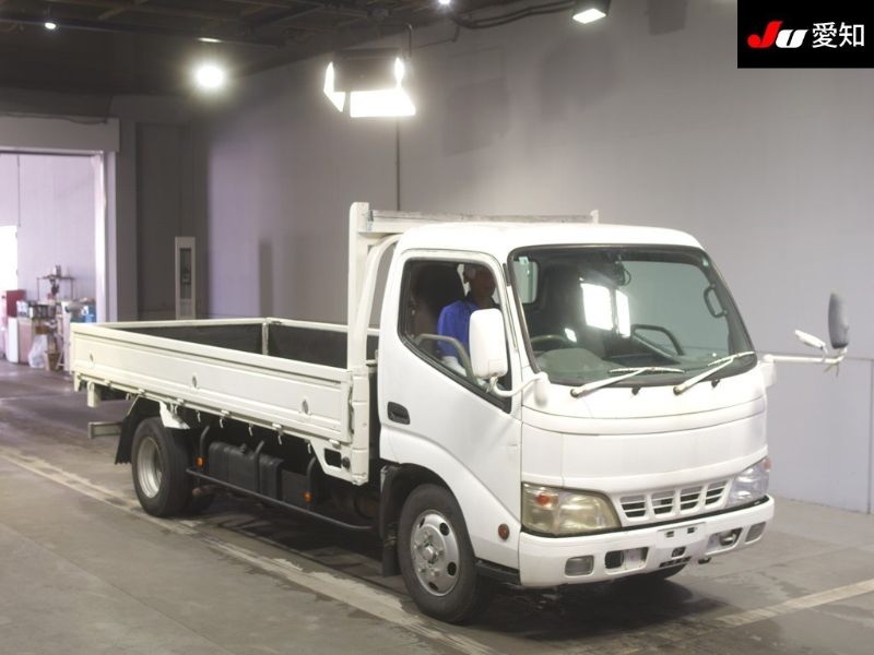  29829  HINO DUTRO  2006 