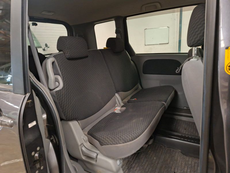  29831  TOYOTA SIENTA  2008  