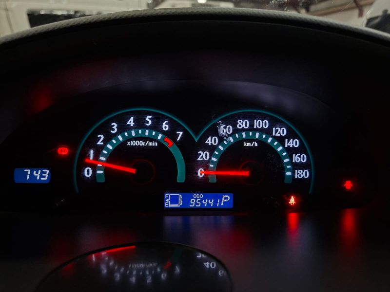  29831  TOYOTA SIENTA  2008  