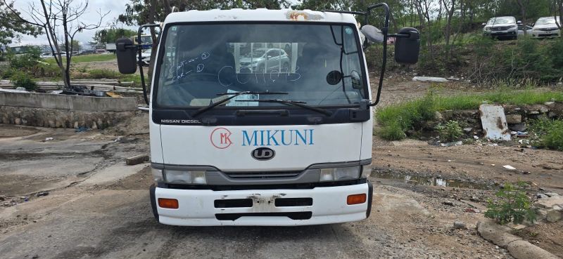  29838  NISSAN CONDOR  1998 