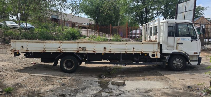  29838  NISSAN CONDOR  1998  