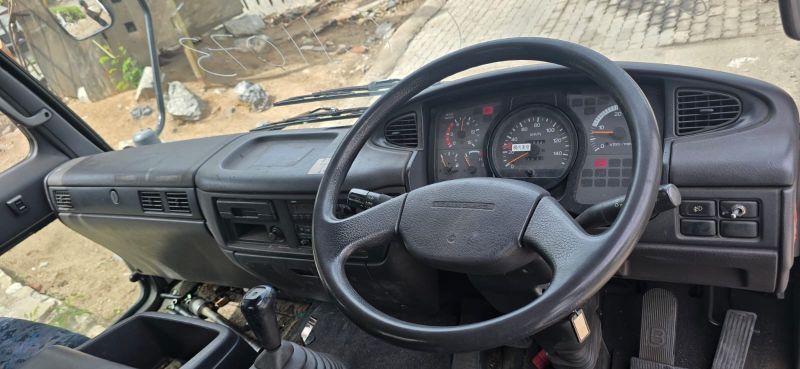  29838  NISSAN CONDOR  1998  